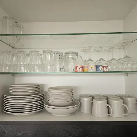 Moderne 3-zimmer-wohnung Mit Panoramablick Apartment